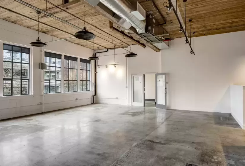 610 Pine St, Seattle, Washington 98122, ,Office,For Lease,Pine St,632445