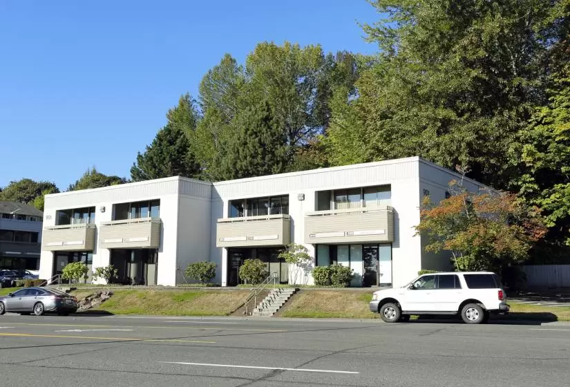 879 Rainier Ave, Renton, Washington 98057, ,Office,For Lease,Rainier Ave,668645