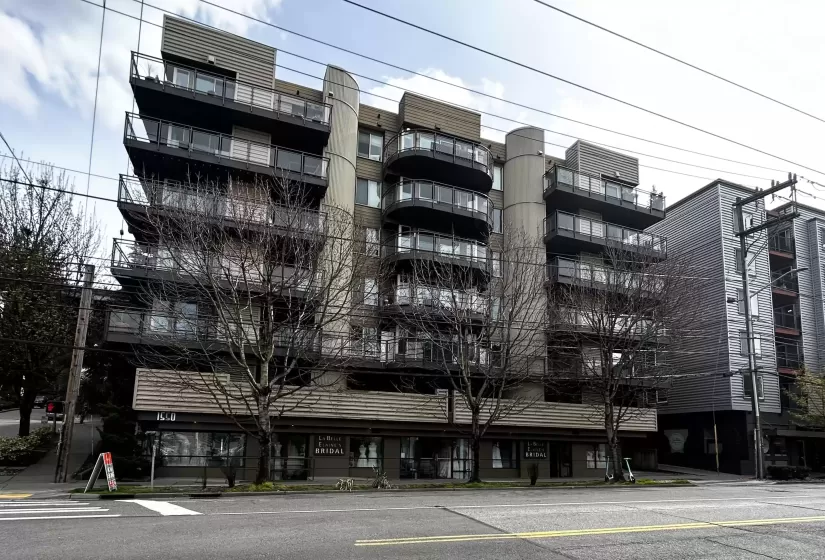 1550 Eastlake Avenue, Seattle, Washington 98102, ,Multi-family,For Lease,Eastlake Avenue,665235