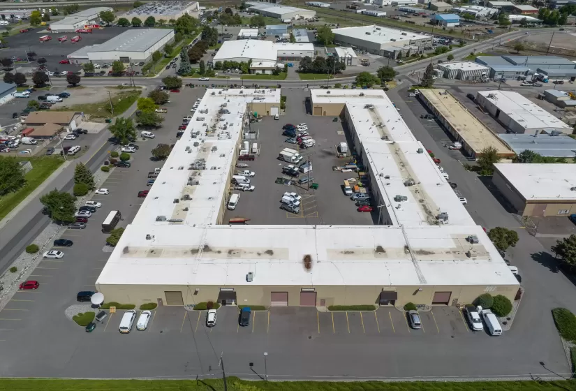 9922 Montgomery Dr, Spokane Valley, Washington 99206, ,Industrial,For Lease,Montgomery Dr,668252