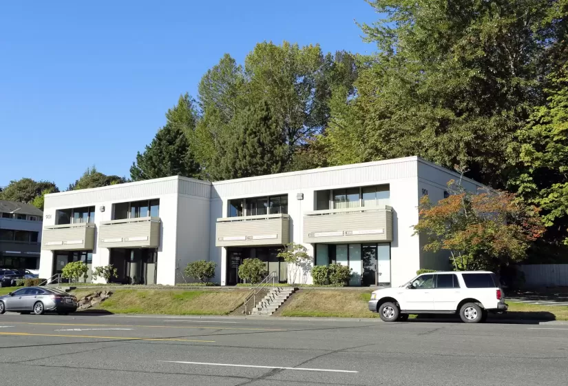 901 Rainier Ave, Renton, Washington 98057, ,Office,For Lease,Rainier Ave,671876