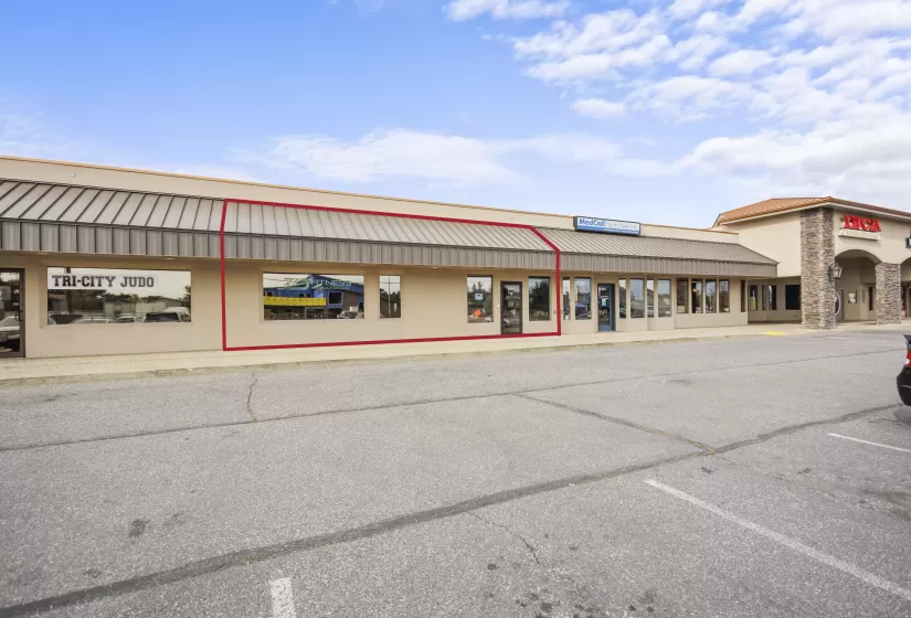 201 Edison St, Kennewick, Washington 99336, ,Retail,For Lease,Edison St,673221