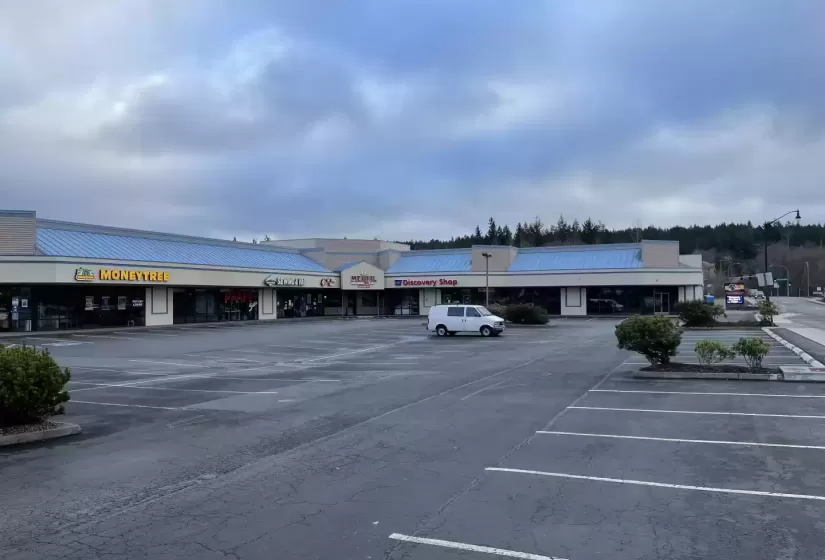 10600 Silverdale Way, Silverdale, Washington 98383, ,Retail,For Lease,Silverdale Way,675435