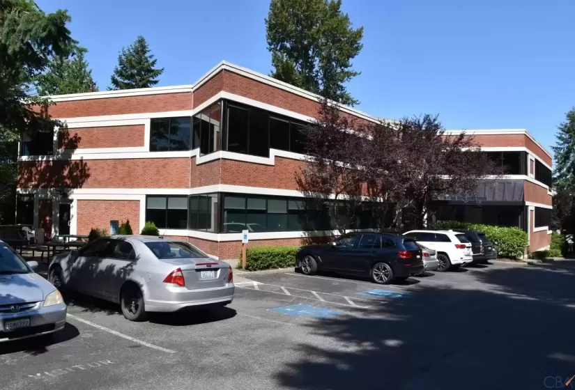 3000 Northup Way, Bellevue, Washington 98004, ,Office,For Sale,Northup Way,647051